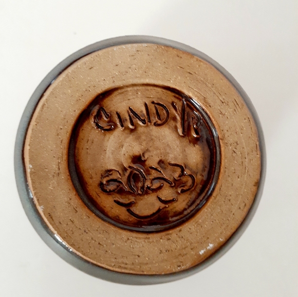 Handmade Pottery Small - Picture 5 of 7